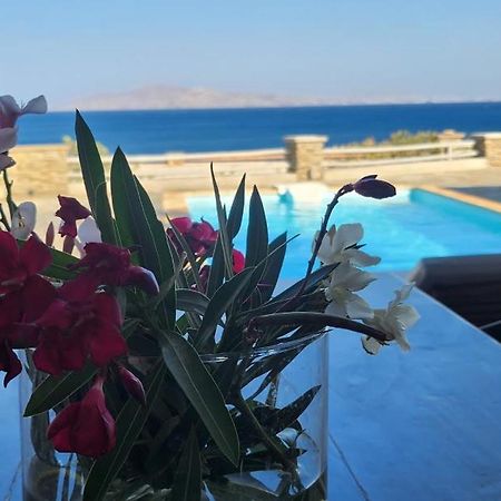 Santamare Villa Tinos Exterior photo