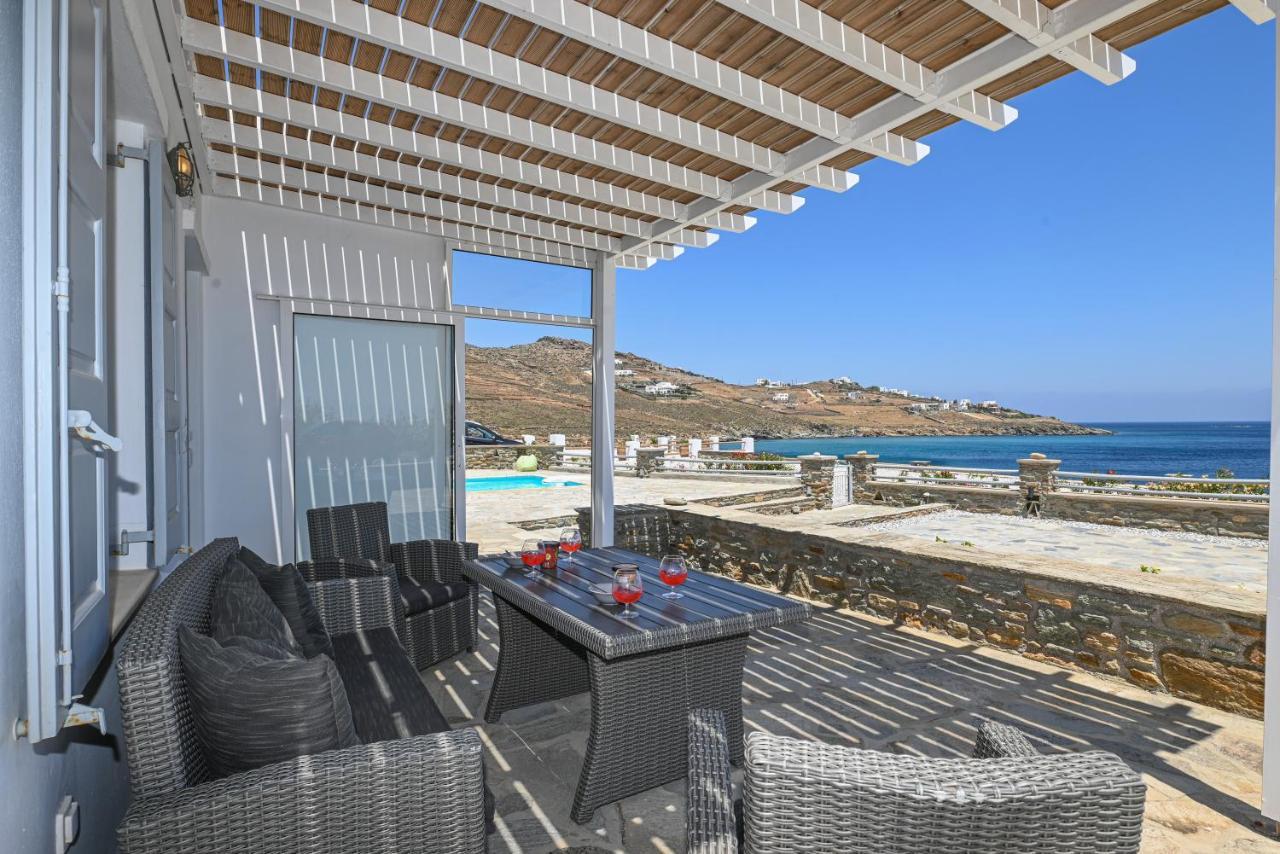 Santamare Villa Tinos Exterior photo