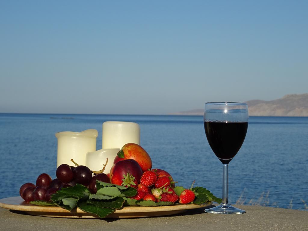 Santamare Villa Tinos Exterior photo